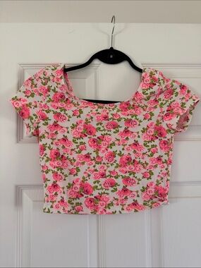 Divided Pink Rose Print Crop Top